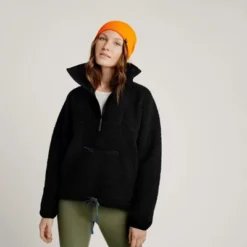 Vapor Apparel Women's Headwind Poly Fleece Pullover -MR Ave Clothing Shop GUEST 12cab9e3 7eb0 4798 ac4f 6f8448e8976b