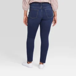 Women's Mid-Rise Skinny Jeans - Universal Thread™ Blue -MR Ave Clothing Shop GUEST 29f19ea2 1cd9 4506 b50d 01a19761062e