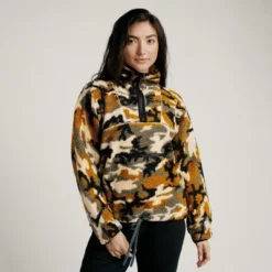 Vapor Apparel Women's Headwind Poly Fleece Pullover -MR Ave Clothing Shop GUEST 887e9c7f fb0b 4db6 83f4 39cd4882ebd5