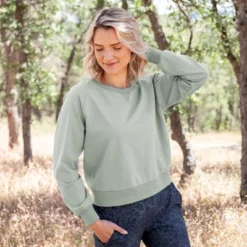 Aventura Clothing Women's Savita Solid Sweatshirt -MR Ave Clothing Shop GUEST dbad31ce 5633 474c b181 cf4b74d1df87